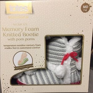 Totes Memory Foam Knitted Booties